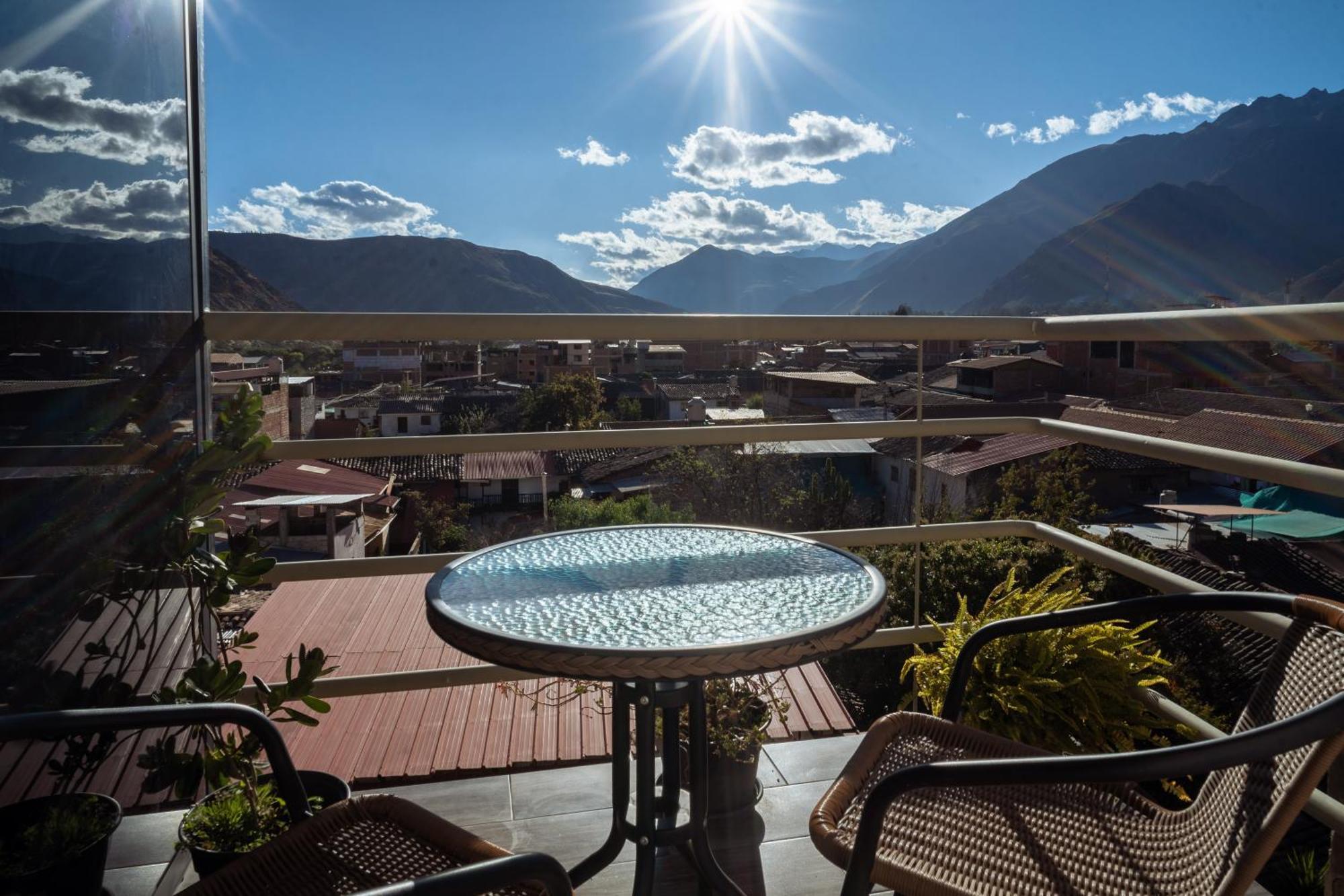 Hotel California Urubamba Eksteriør bilde